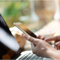 Linie telefonică de sprijin psihologic, gratuită, dedicată elevilor, părinților și profesorilor, lansată de Ziua Internațională pentru Nonviolență în Școli