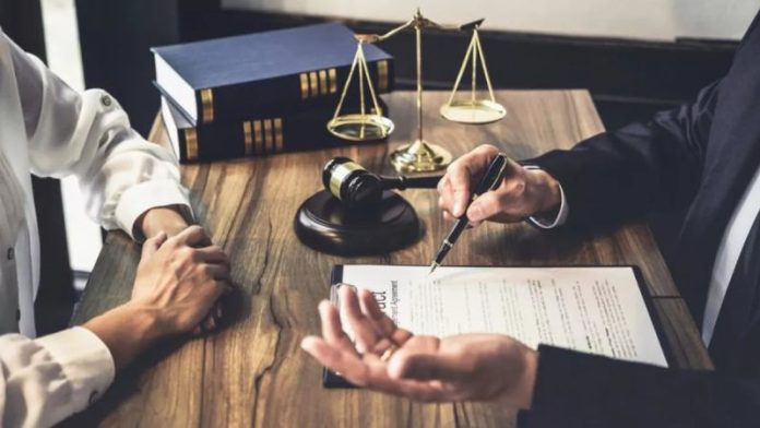 Cât costă succesiunea după 10 ani de la deces. Taxa de care puţini moştenitori au habar