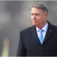 Fostul președinte Klaus Iohannis va primi un apartament într-o vilă de protocol. O HG în acest sens va fi adoptată săptămâna viitoare | AUDIO