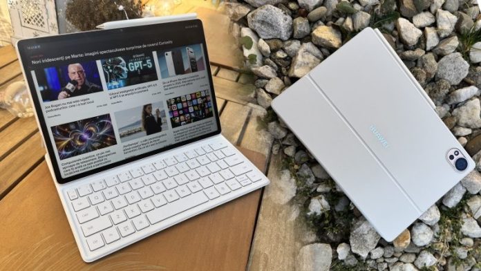 HUAWEI MatePad 12 X – tableta care îți face viața mai ușoară, te ajută să fii mai creativ și eficient la birou sau în deplasare