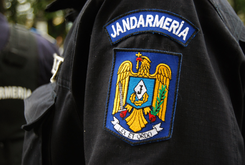 Poliția și Jandarmeria București resping acuzațiile că i-ar intimida pe manifestanții pro-Georgescu cărora le cer să se legitimeze