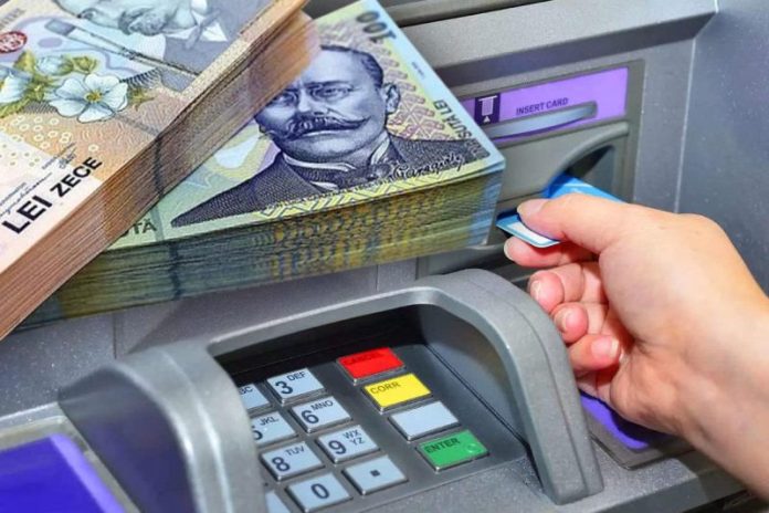 Executat silit de bancă? După cât timp îți poate pune banca poprie pe conturi, dacă nu plătești rata la apartament sau mașină?