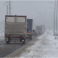 Circulație desfășurată în condiții de iarnă în 12 județe și în Capitală | AUDIO