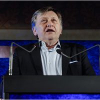 Crin Antonescu, reacție după demisia lui Klaus Iohannis: „Decizia președintelui a fost una înțeleaptă”