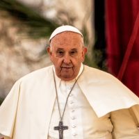 Papa Francisc anulează audiența jubiliară de weekend și Sfânta Liturghie pe fondul spitalizării