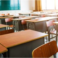 Constanța: Incident la un liceu. 18 elevi au fost transportați la spital după ce un coleg a dat cu spray lacrimogen în școală. A fost activat Planul Roșu de Intervenție
